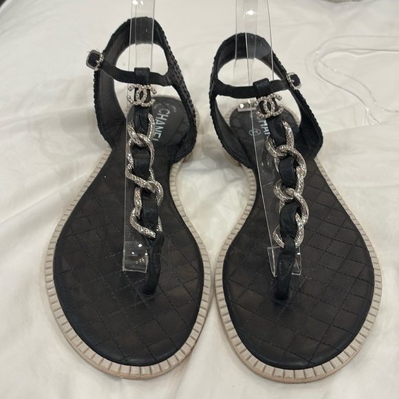 Chanel Black Thongs with Silver chain details - Picture 1 of 5